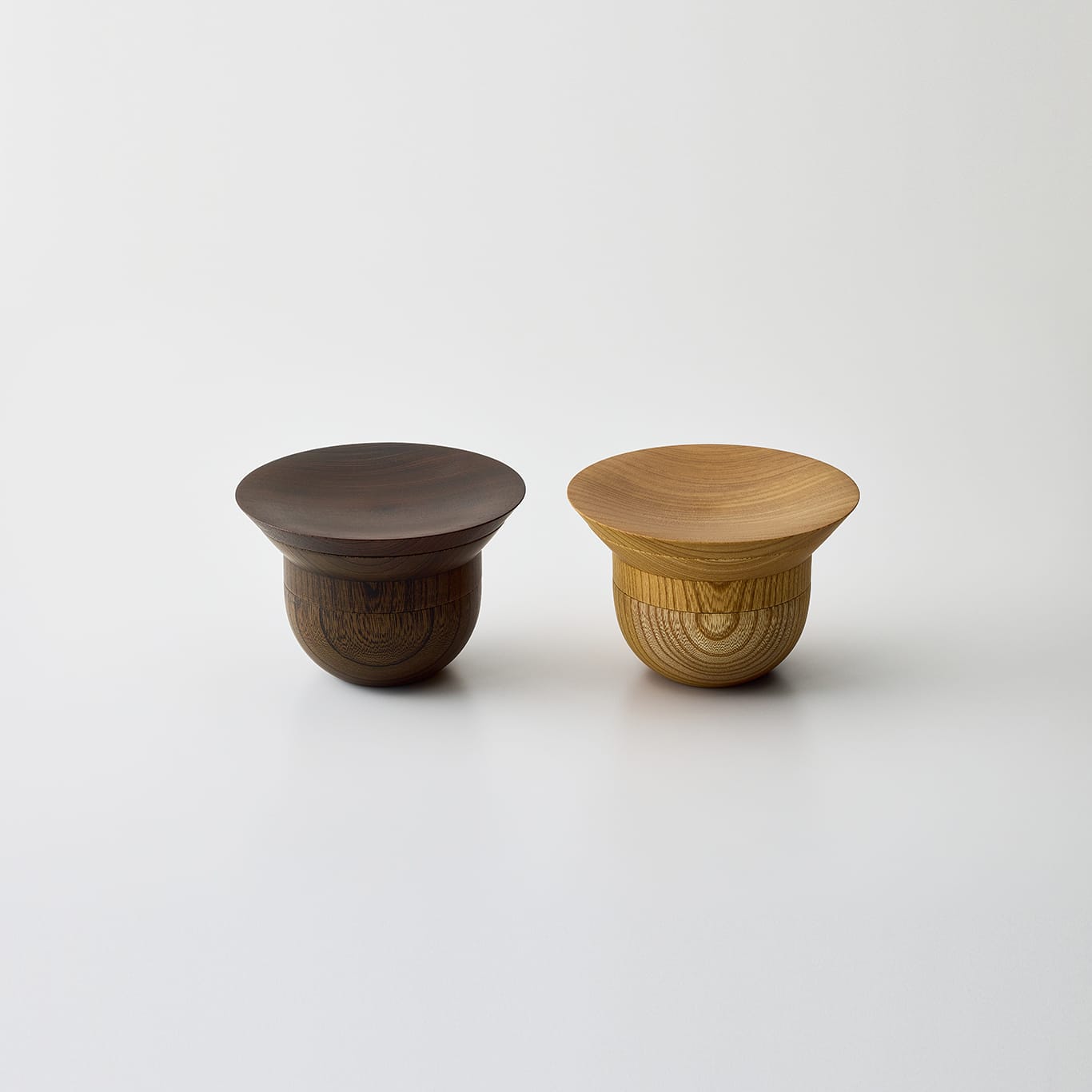 【kiki さま】* vintage container ୨୧ * 桜色小物入れ 収納ケース 幅37.6×奥行35.8×高さ12.6cm コレクトケース Sワイド