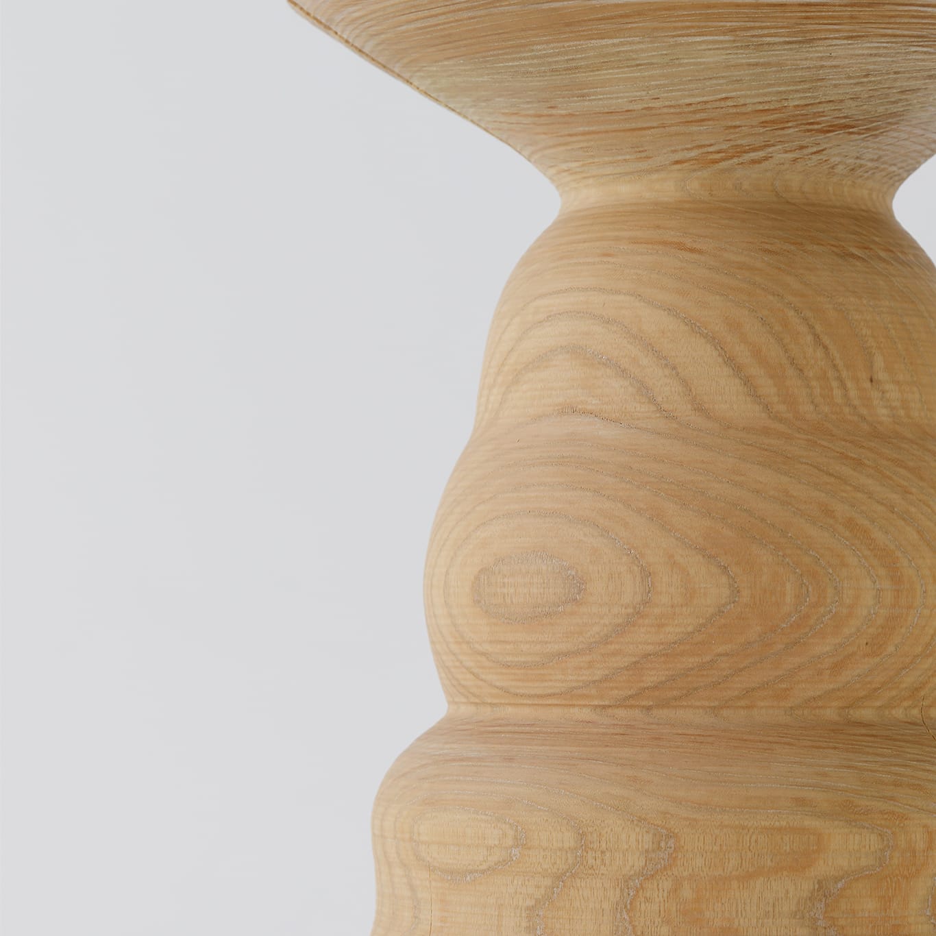 JINEN<br>Stool 004 / Plain