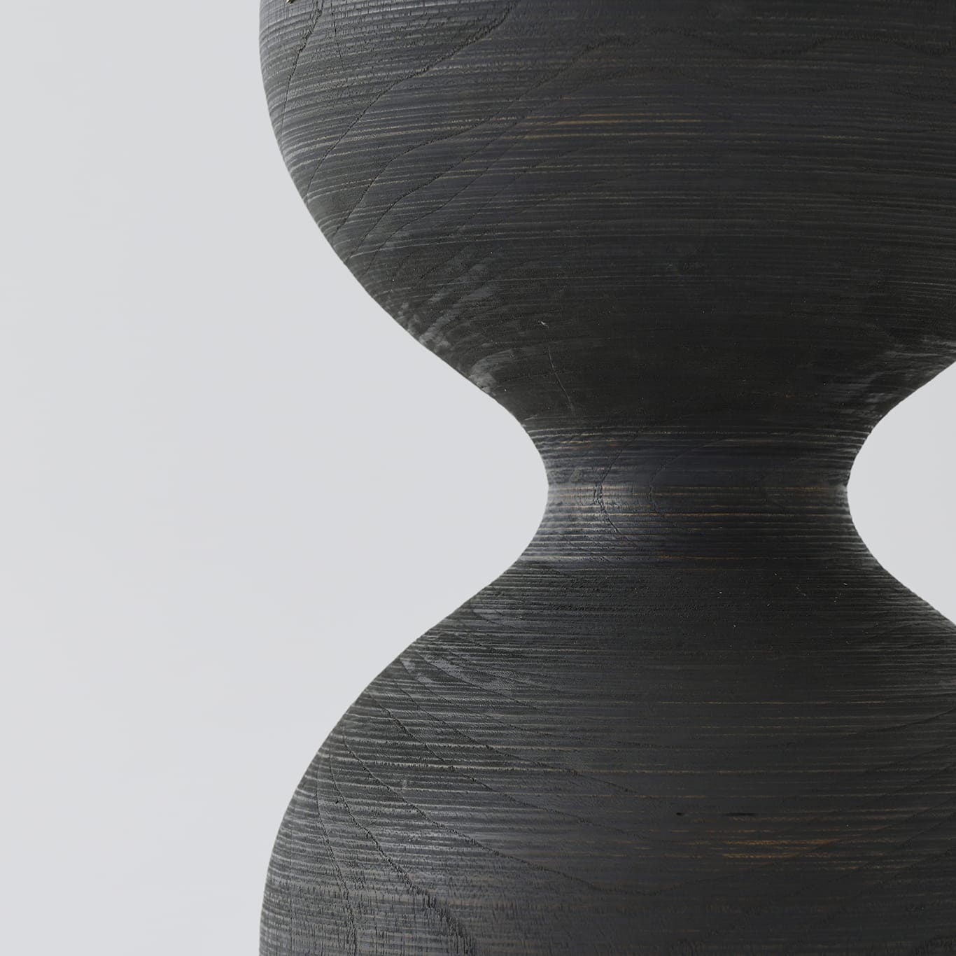 JINEN<br>Stool 001 / Black