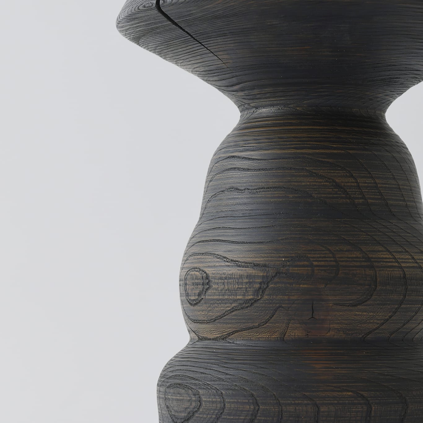 JINEN<br>Stool 004 / Black